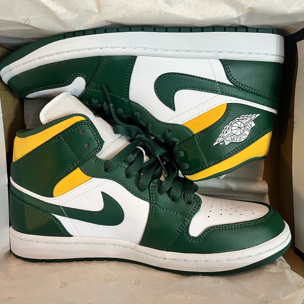 Noble Green, Pollen-White Air Jordan 1 Mid